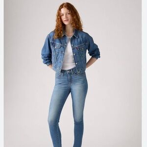 Levi’s White Oak Highrise Skinny Jeans Mid Blue Size 27 Button Fly